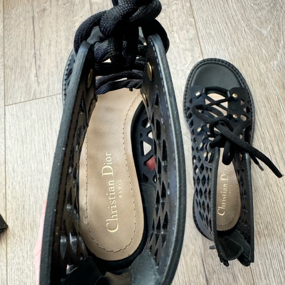 Dior authentic D-trap gladiator flat , black NEW never worn- 6.5 no original box - Picture 5 of 9